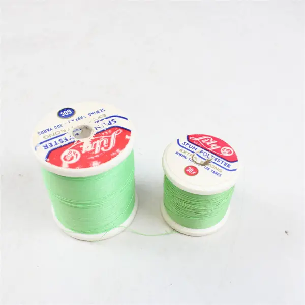 Lot of 5 Green Sewing Thread Spools for Quilting Mending Crafts