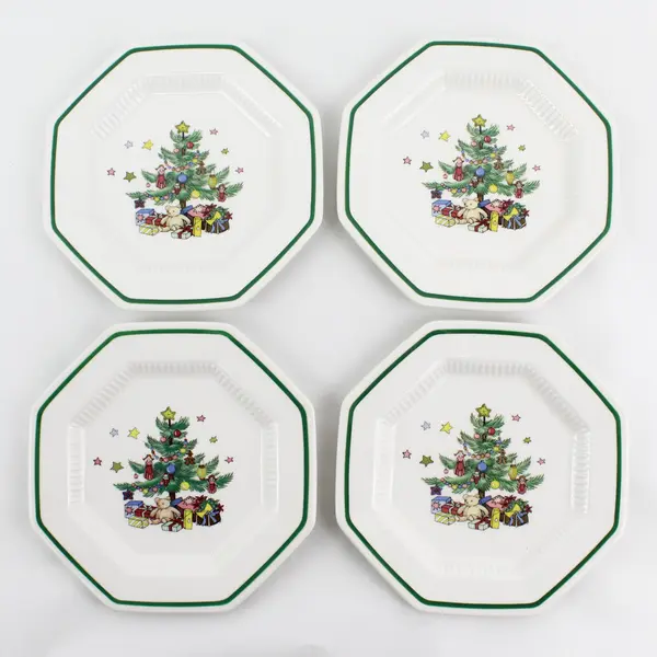 Set of 4 Nikko Christmastime Classic Collection Salad/Dessert Holiday Plates