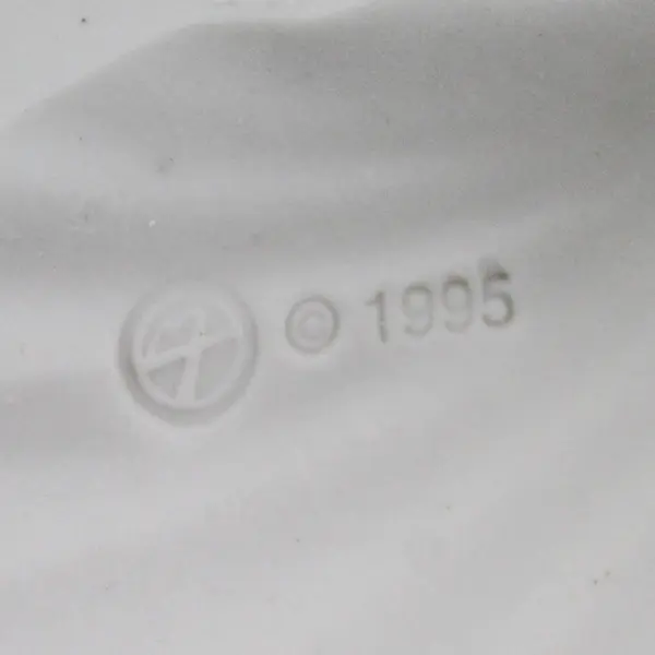 1995 Margaret Furlong 3" Flower Garland Angel Ornament Retired