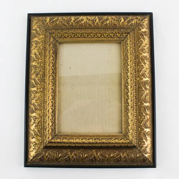 VTG Ornate Gold & Black Wooden Gesso Wall-Hanging Picture Frame 5" x 7" Photo