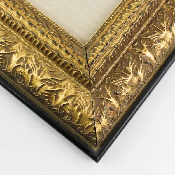 VTG Ornate Gold & Black Wooden Gesso Wall-Hanging Picture Frame 5" x 7" Photo