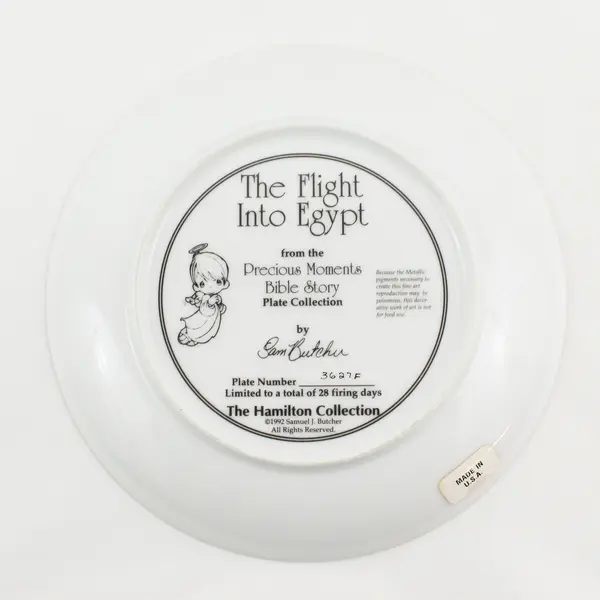Precious Moments "The Flight Into Egypt" Hamilton Collection Decor Plate 1992