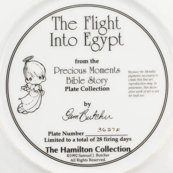 Precious Moments "The Flight Into Egypt" Hamilton Collection Decor Plate 1992