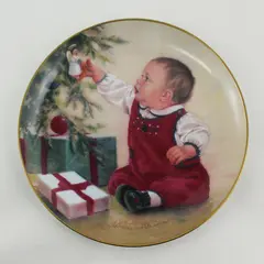 Roman Inc "Baby's First Christmas" By Abbie Williams Collector Decor Plate 1989