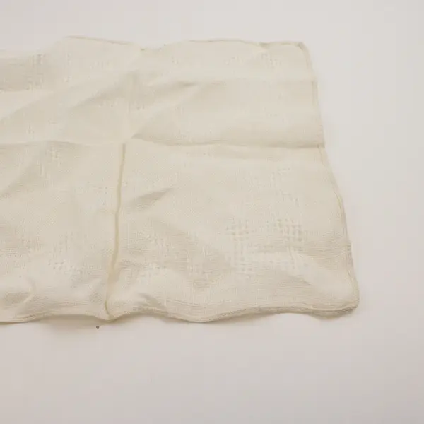 Set of 4 Vintage Ivory Linen Napkins Embroidered Border Square