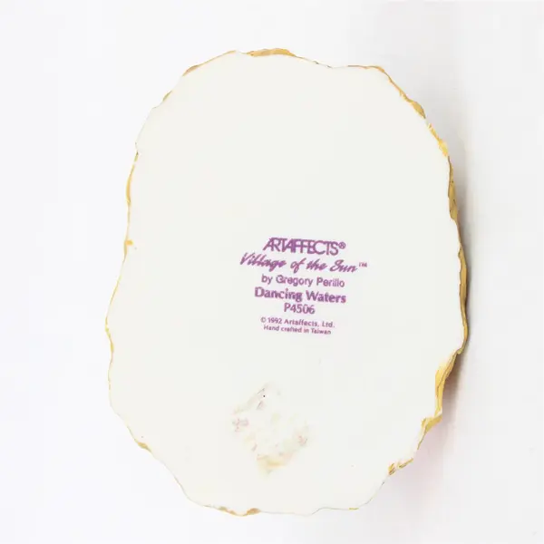 VTG 1992 Artaffects Village of The Sun Dancing Waters Resin Figure 3.5"