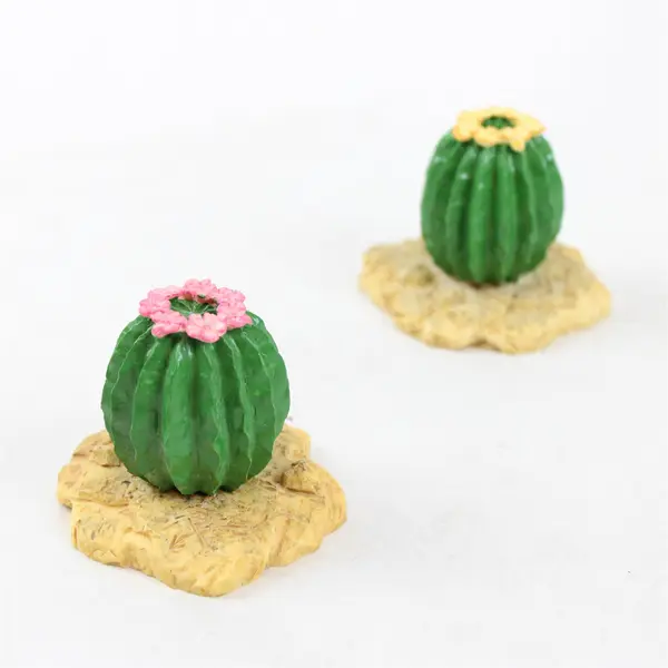 Lot of 2 VTG 1992 Artaffects Village of The Sun Small Cactus Resin Figures 2"