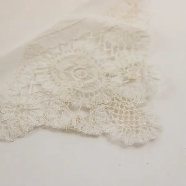 Lot of 6 Vintage White Handkerchiefs DIY Fabric Upcycling FLAWED