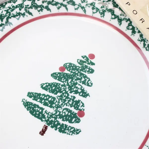 Furio Home Set of 4 Christmas Tree 10.5" Dinner Plates New Open Box