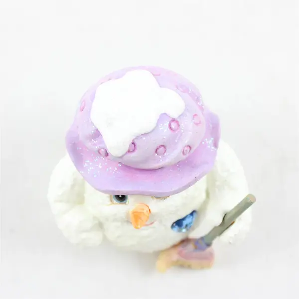 1999 Kristen Hanes Dreamsicles Northern Lights Snowball Sweep Figurine