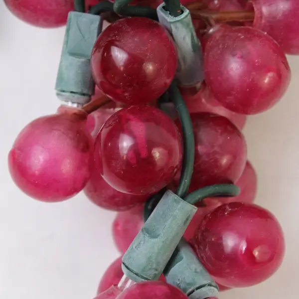 Darice 5 Lighted Red Grape Cluster Set Indoor Outdoor Lighting 6 Ft TESTED WORKS