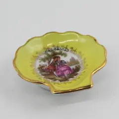 Limoges France Miniature Yellow Seashell Trinket Dish - Fragonard Couple