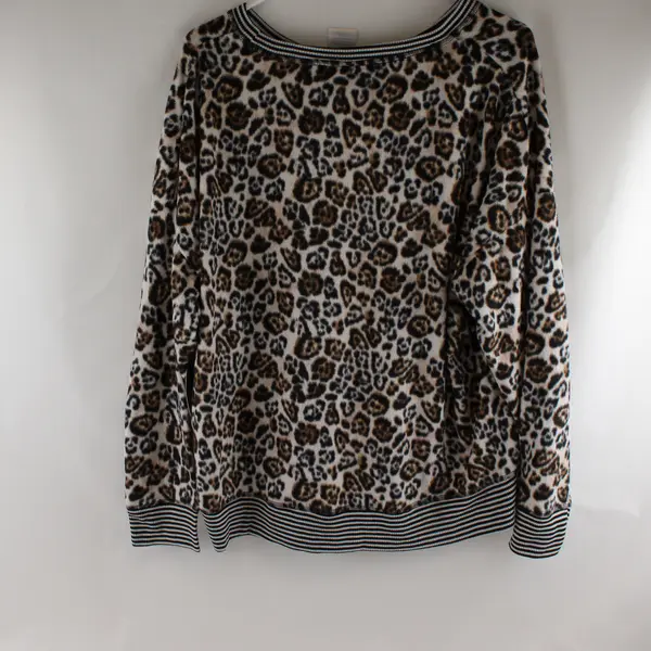 NWT Secret Treasures Jaguar Print Fuzzy Pajama Top Women's 2X 18W-20W