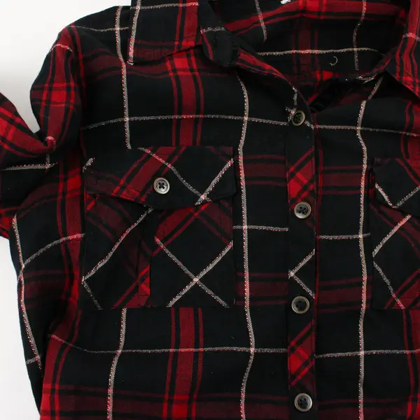Westport Black Red and Metallic Plaid Button-Up Women's Medium