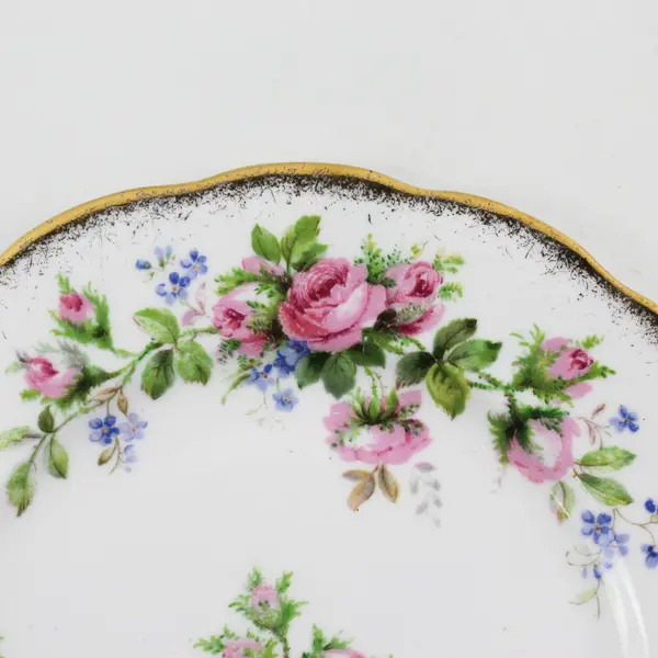Vtg Roslyn Bone China Moss Rose 6.25"  Bread Plate  England