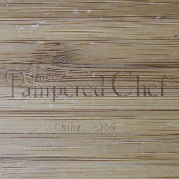 Pampered Chef 9" Square Bamboo Serving Bowl with Gold-Tone Stand