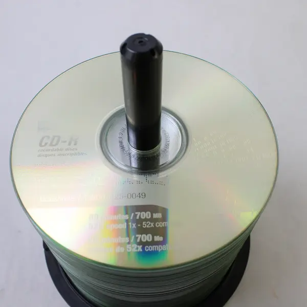 Lot of 77 Staples CD-R 52x 700MB 80min New Open Box Blank Media