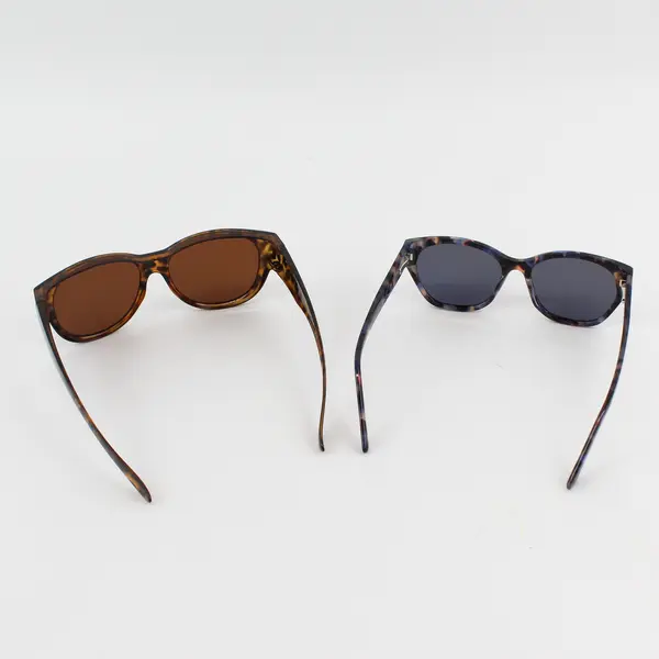 Lot of 2 Women's Polarized Sunglasses Kirkland Signature Face Shadow Tortoise