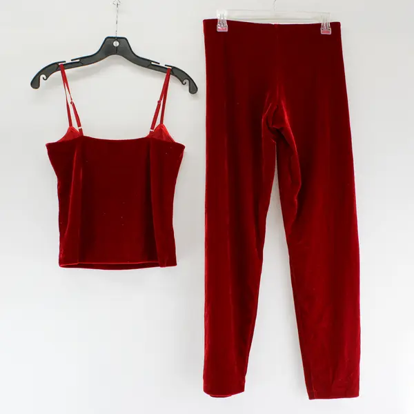 PajamaGram 2 PC Red Velvet Pajama Set Women's XS