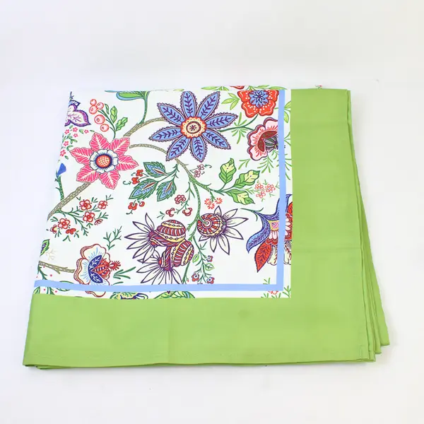 Unbranded Multicolor Floral Pattern 100% Polyester Tablecloth 71" x 70.5"