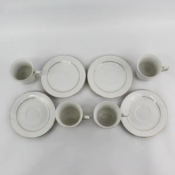 Set of 4 Classic Gold 218 Fine China Footed Teacup And Saucer Sets