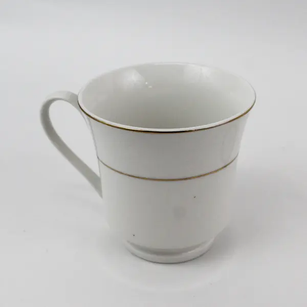 Set of 4 Classic Gold 218 Fine China Footed Teacup And Saucer Sets