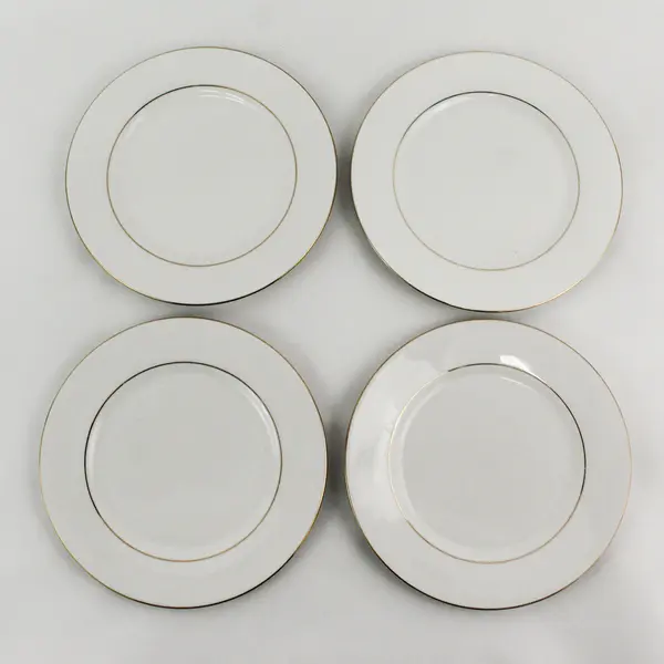 Set of 4 Royal Majestic D'Or 8404 Fine China 7.5 in. Salad Plates