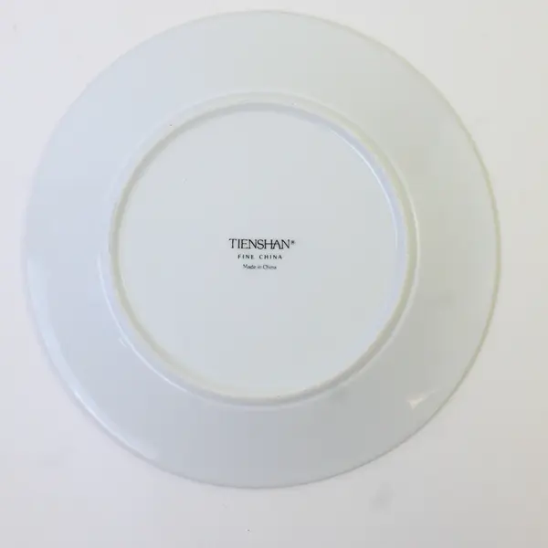 Tienshan Deck The Halls (Verge) Pattern Poinsettia Ceramic Salad Plate 7.75"