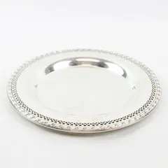 Oneida Community Fantasy Tudor Plate Round Silverplate Platter 10"