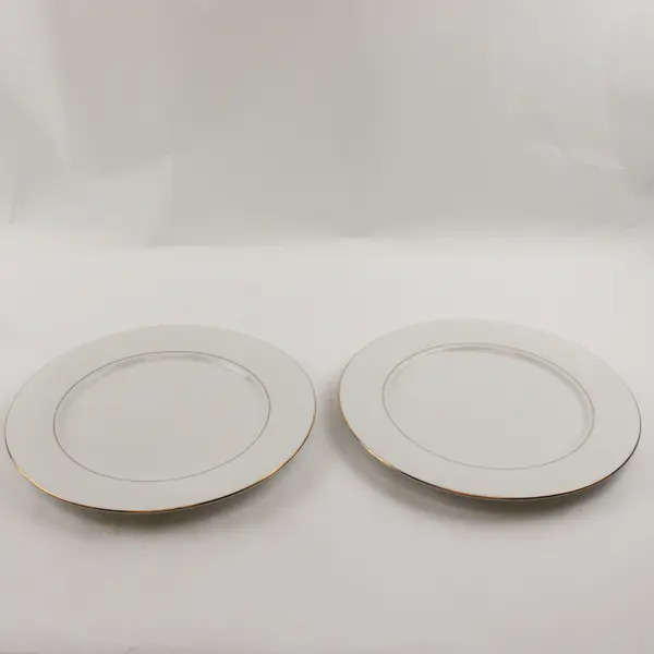 Set of 4 Royal Majestic Fine China D'Or 8404 Pattern Dinner Plates 10.5"
