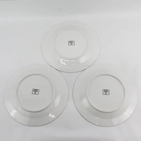 Lot of 3 Royal Majestic Fine China D'OR 8404 Pattern Dinner Plates 10.5"