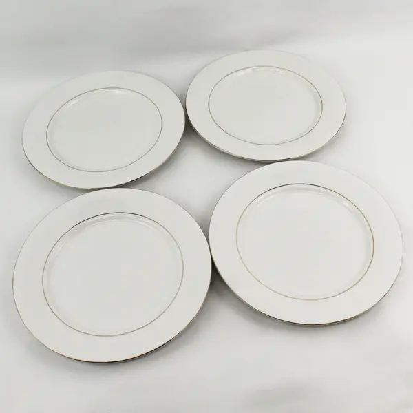 Set of 4 Classic Gold 215 Fine China D'OR Pattern Dinner Plates 10.5"