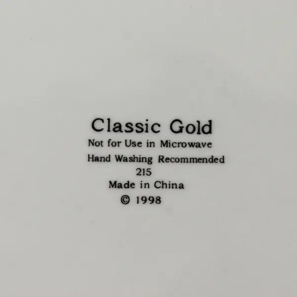 Set of 4 Classic Gold 215 Fine China D'OR Pattern Dinner Plates 10.5"