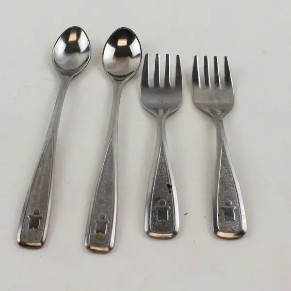4 International Silver (Avon) 1980 The First Years SS Infant 2 Forks 2 Spns HTF