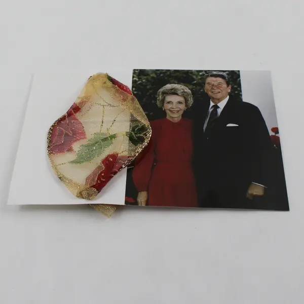 Ronald Reagan Presidential Foundation Christmas Card With Ribbon 