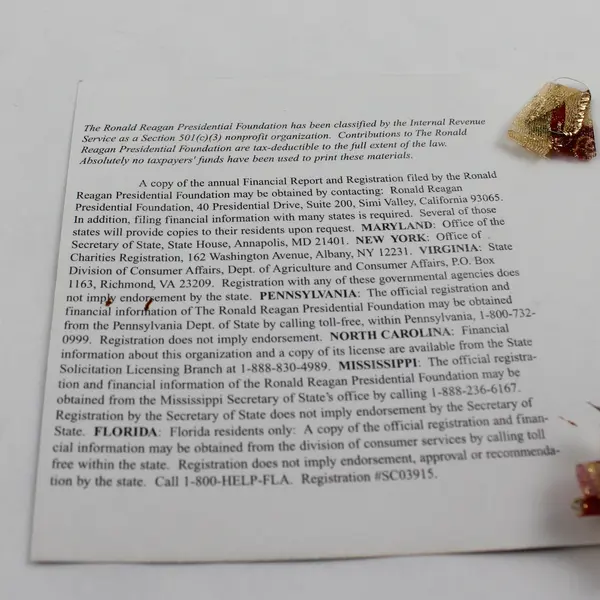 Ronald Reagan Presidential Foundation Christmas Card With Ribbon 