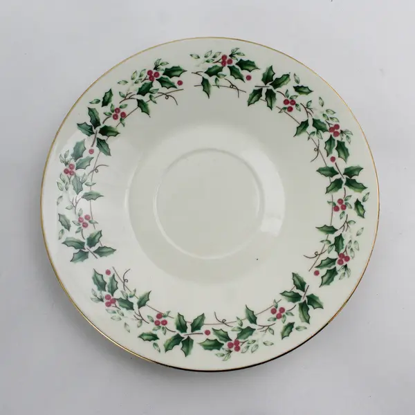 4 Vtg Holly Traditions Cup & Saucer Sets Holly Leaves Berries Gold Trim