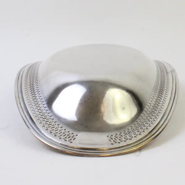 Vtg Wrought + Right Silverplate Articulated Bread Tray #84894 - 13" Long