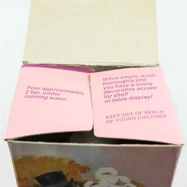 Vtg Avon Victorian Lady Decanter Charisma Foaming Bath Oil (Full Bottle, 5 Oz)