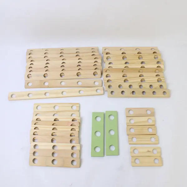 Melissa & Doug Classic Wood Construction Set Mixed 82 Pieces