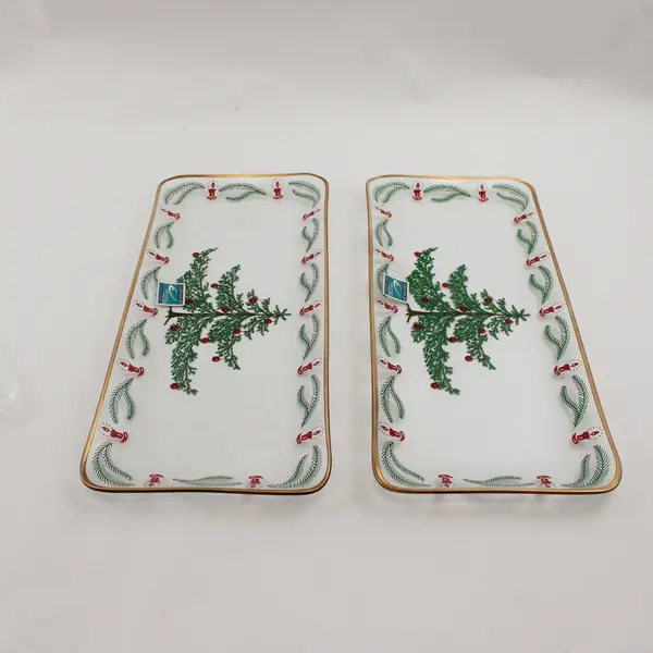 Set of 2 Vintage Crystal Halber-Glass Serving Trays Gold Trim Painted Holiday