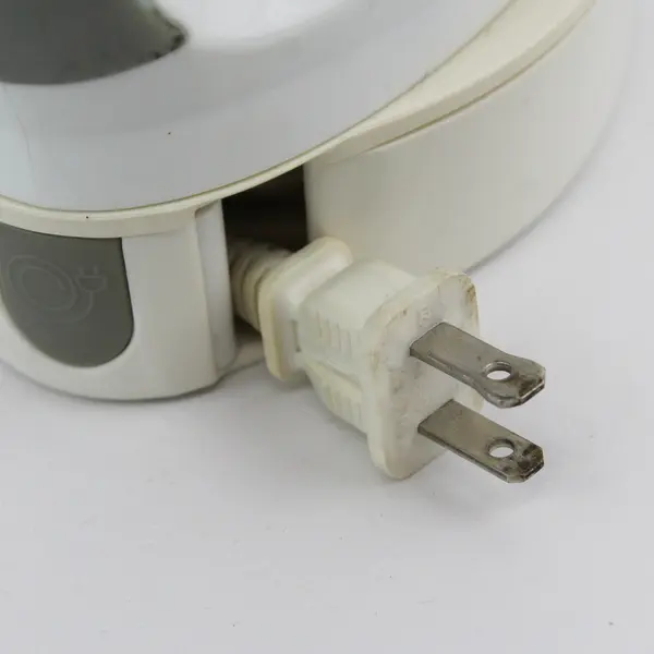 Walmart Steam Clothes Iron Retractable 169153 TESTED WORKS