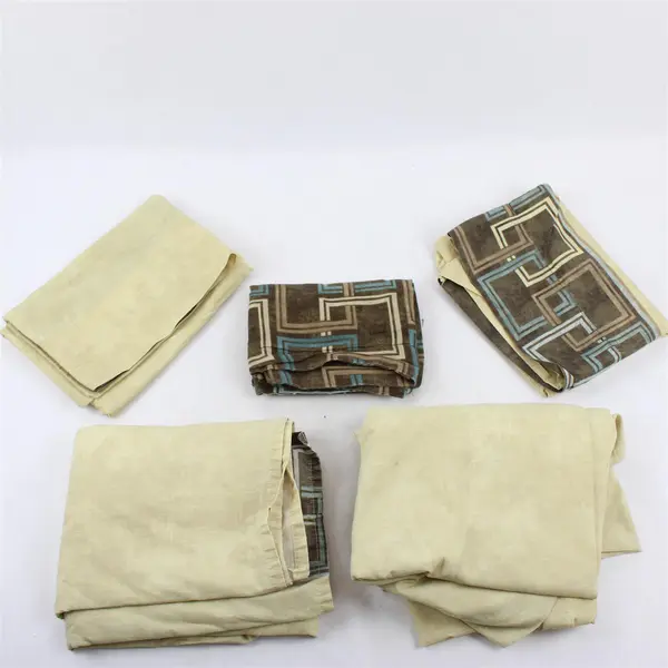 Lot Of 5 Unbranded Brown Double Bed Set Sham, 2 Pillowcases, Flat/Fitted Sheet