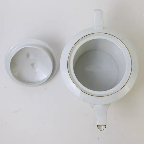 Unbranded Czechoslovakian White W/ Yellow Floral Ceramic Tea Pot Gold Trim 6"