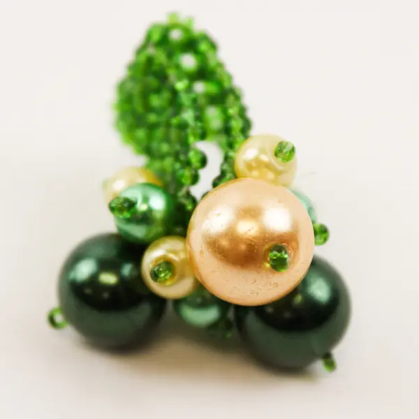 Faux Green Pearl & Gold-Tone Glass Bead Stretch Fashion Ring