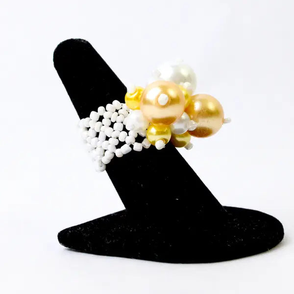 Faux Pearl White & Gold Glass Beaded Stretch Ring - Fashion Stackable