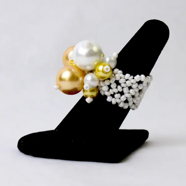 Faux Pearl White & Gold Glass Beaded Stretch Ring - Fashion Stackable