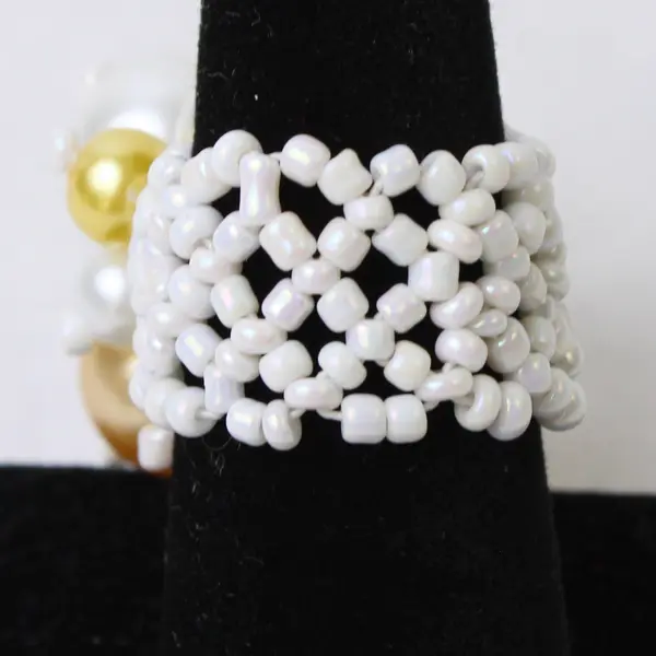Faux Pearl White & Gold Glass Beaded Stretch Ring - Fashion Stackable