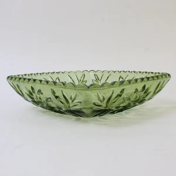 Hazel-Atlas Prescut Green Star & Fan Design Square Candy/Nut Bowl 8" Wide