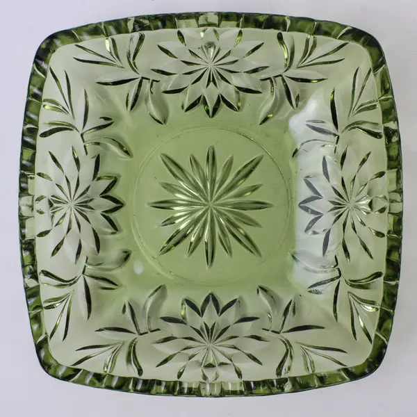 Hazel-Atlas Prescut Green Star & Fan Design Square Candy/Nut Bowl 8" Wide